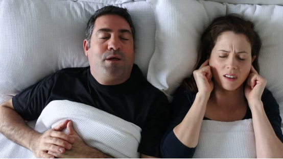 Sleep talking and sleepwalking: When the brain “reveals” secrets during sleep